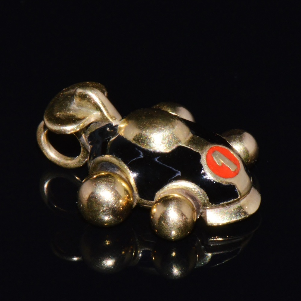 DESIGNER AARON BASHA ENAMEL SOLID 18K GOLD #1 RACE CAR CHARM PENDANT